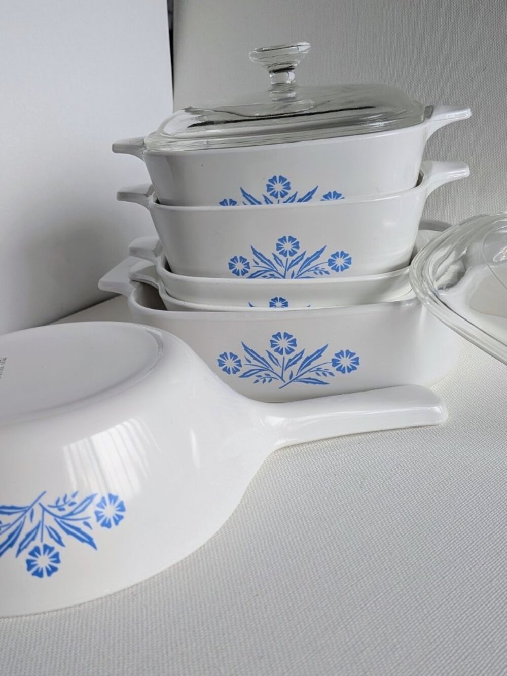 Vintage CorningWare Cornflower Blue Set • Multi‑Piece Collection w/ Lids • 1960s